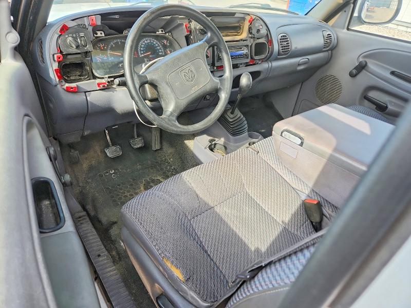 2000 Dodge Ram 1500 მანქანა იყიდება აუქციონზე, vin: 1B7HC13Y7YJ107084, აუქციონის ნომერი: 50594166