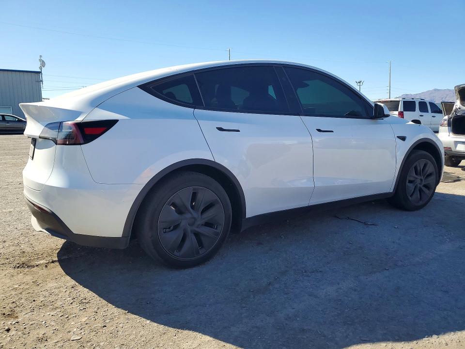 Продаж на аукціоні авто 2025 Tesla Model Y, vin: 7SAYGDED5SF216144, номер лоту: 47925976