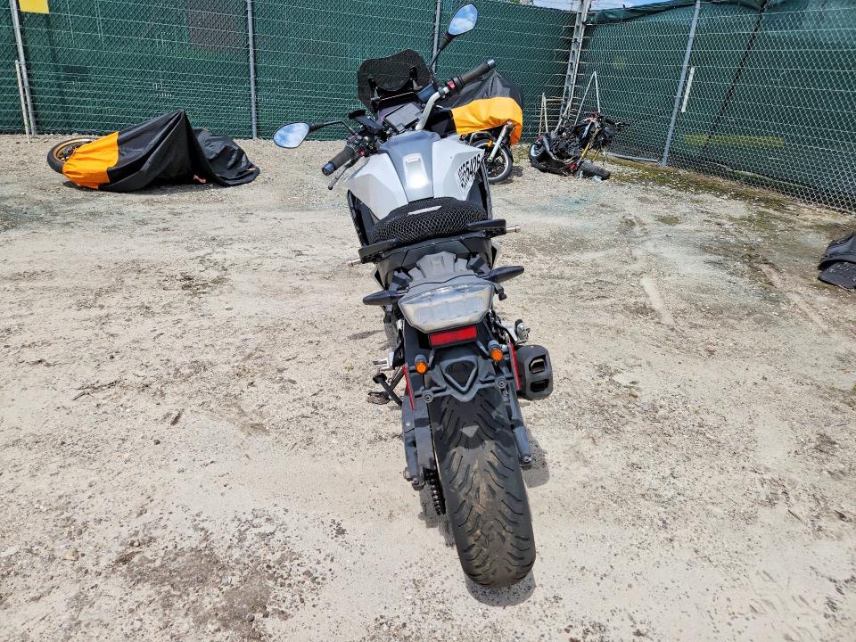 2021 Bmw F 900 მანქანა იყიდება აუქციონზე, vin: WB10K2304M6D67777, აუქციონის ნომერი: 49565426