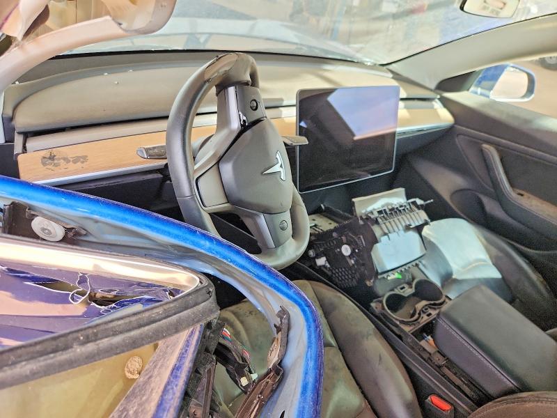 49399166 :رقم المزاد ، 5YJ3E1EAXLF705917 vin ، 2020 Tesla Model 3 مزاد بيع