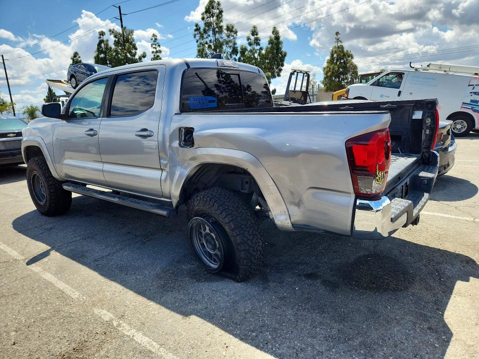 2020 Toyota Tacoma მანქანა იყიდება აუქციონზე, vin: 3TMAZ5CNXLM117732, აუქციონის ნომერი: 49836396