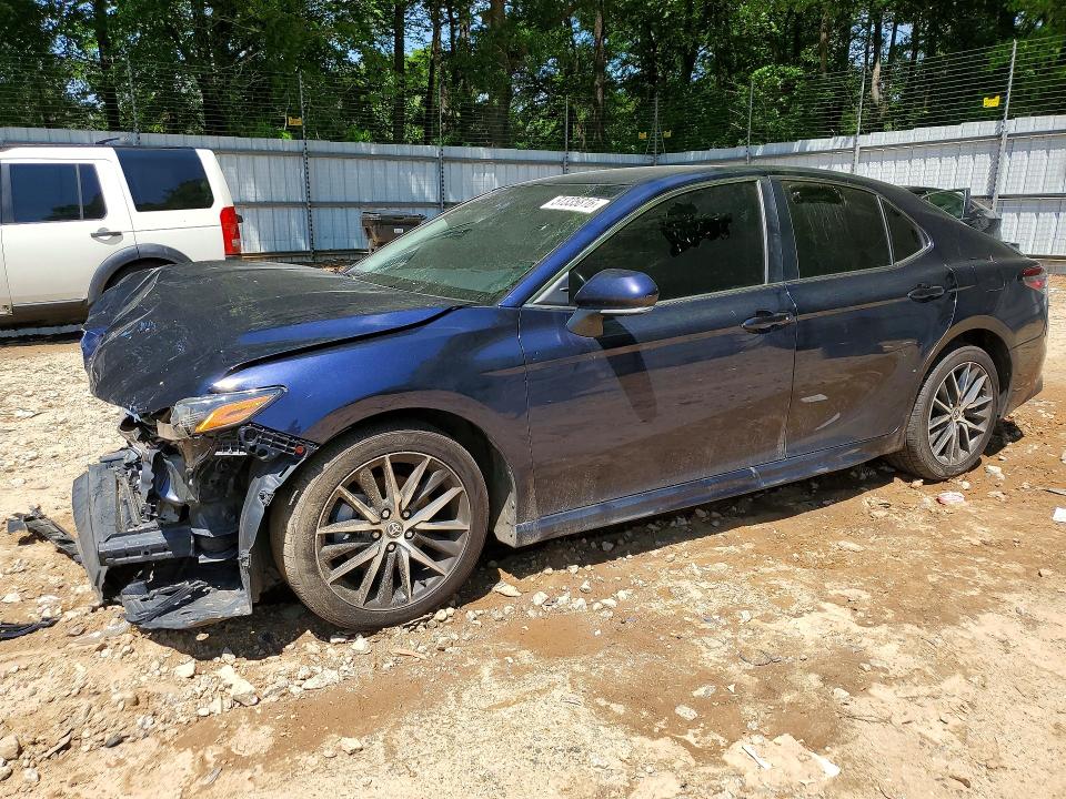 Продажа на аукционе авто 2022 Toyota Camry, vin: 4T1G11AK3NU662118, номер лота: 51335816