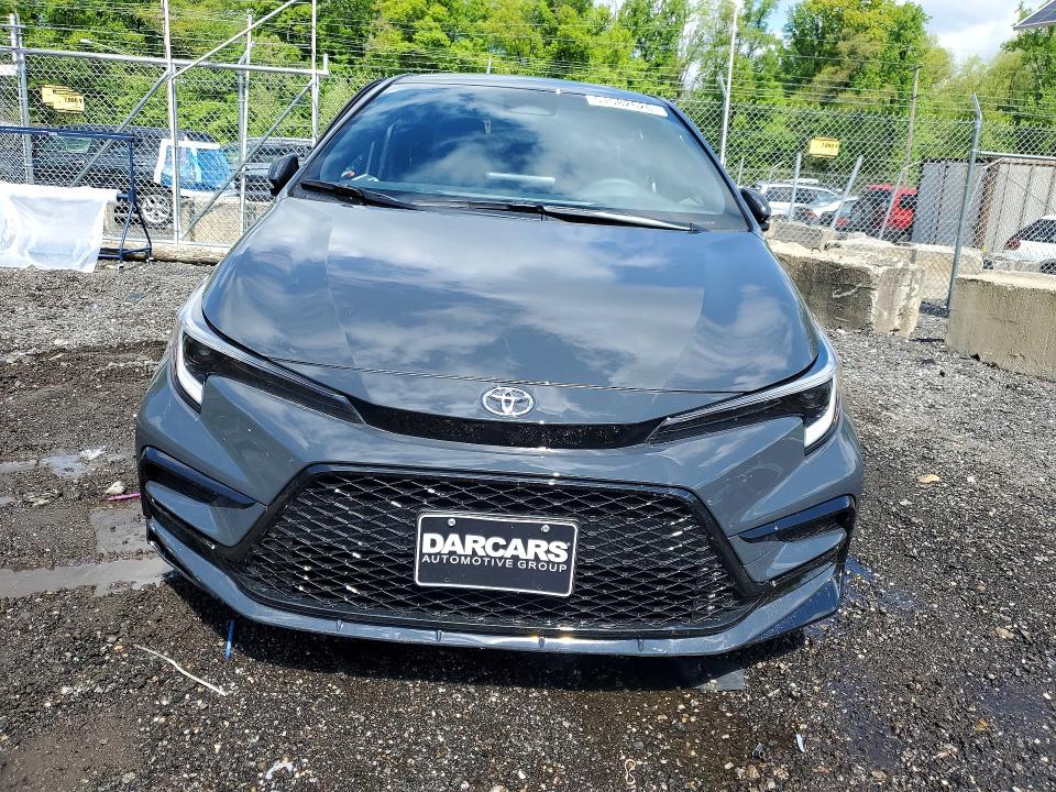51582626 :رقم المزاد ، JTDBCMFE7T3140463 vin ، 2026 Toyota Corolla Hybrid مزاد بيع
