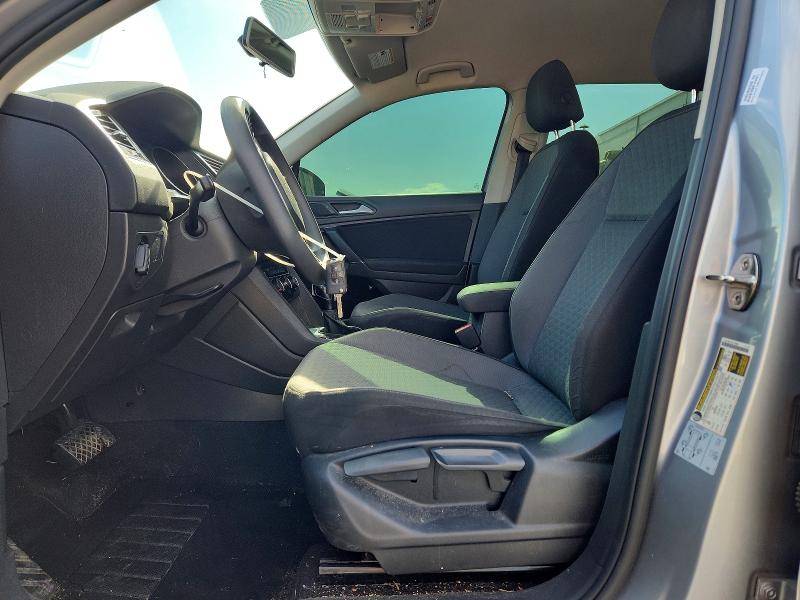 50416096 :رقم المزاد ، 3VV0B7AX4LM099052 vin ، 2020 Volkswagen Tiguan مزاد بيع