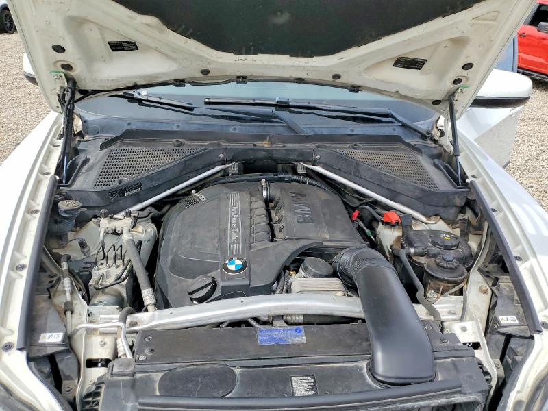 49928226 :رقم المزاد ، 5UXZV4C53D0B15058 vin ، 2013 Bmw X5 مزاد بيع