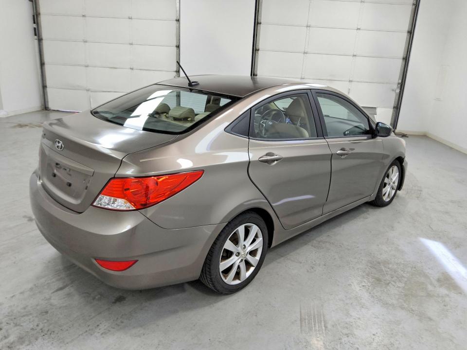 48653906 :رقم المزاد ، KMHCU4AE3CU084505 vin ، 2012 Hyundai Accent مزاد بيع