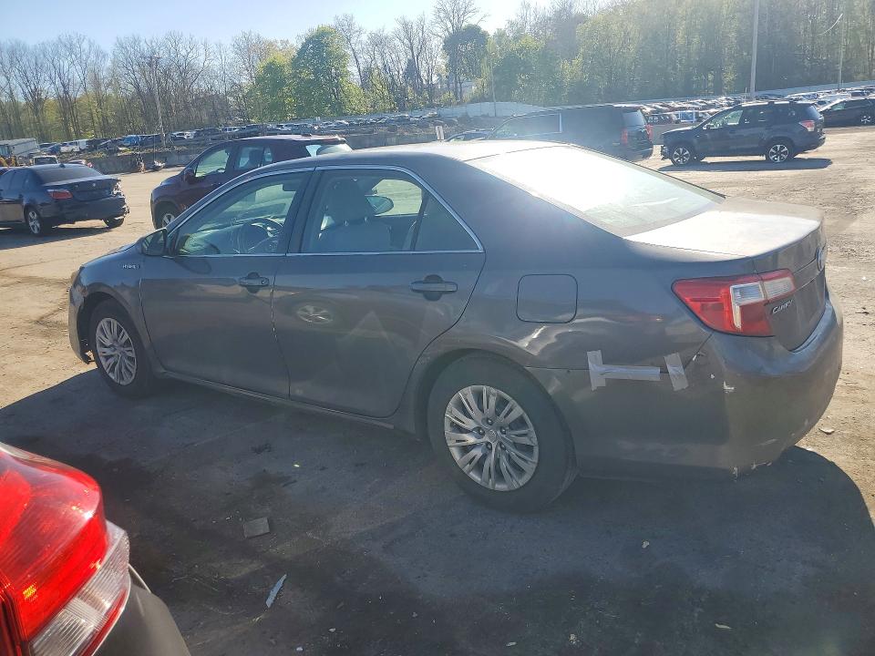 2014 Toyota Camry Hybrid მანქანა იყიდება აუქციონზე, vin: 4T1BD1FK7EU099360, აუქციონის ნომერი: 51456136
