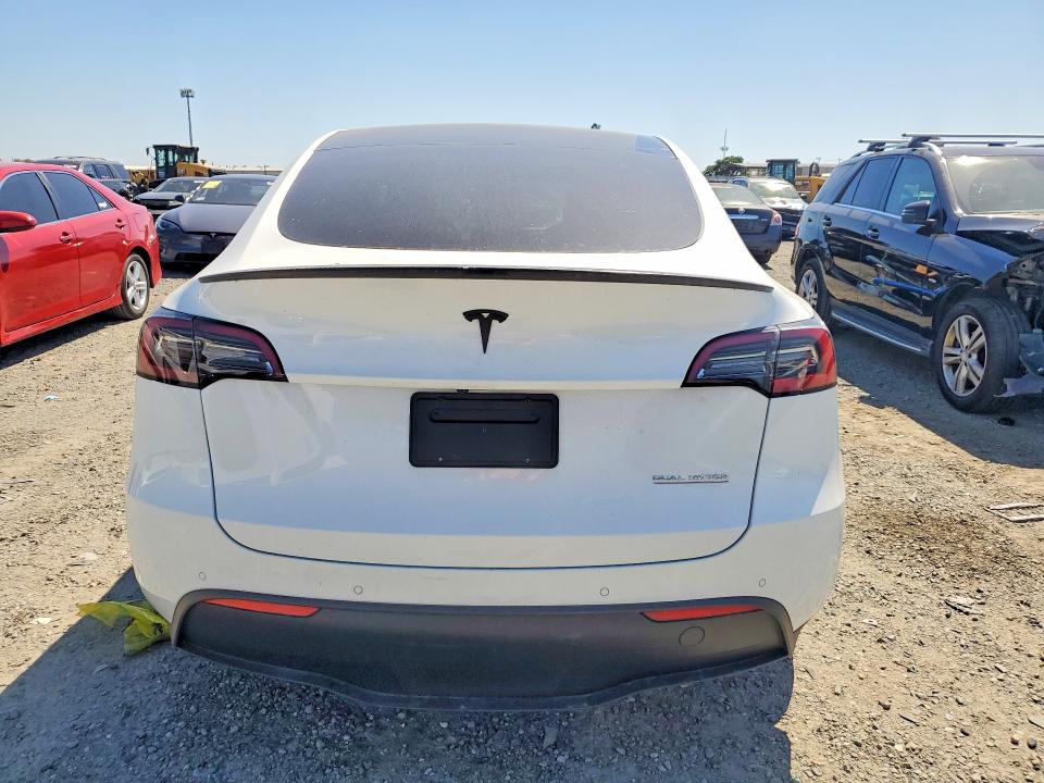 Продажа на аукционе авто 2022 Tesla Model Y, vin: 7SAYGDEFXNF406379, номер лота: 48788386