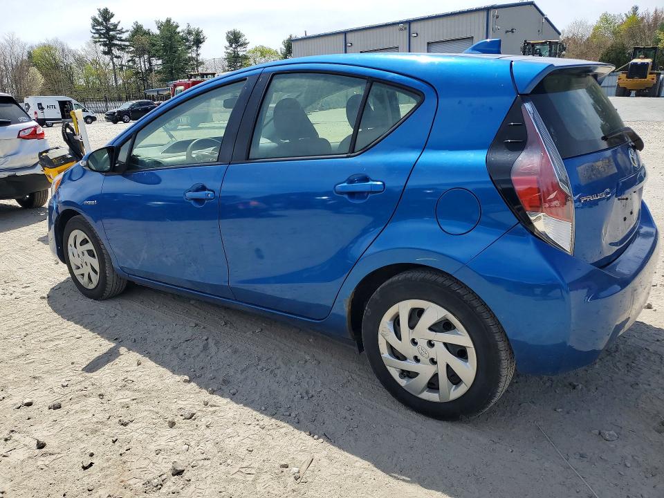 51672206 :رقم المزاد ، JTDKDTB30F1101824 vin ، 2015 Toyota Prius C مزاد بيع