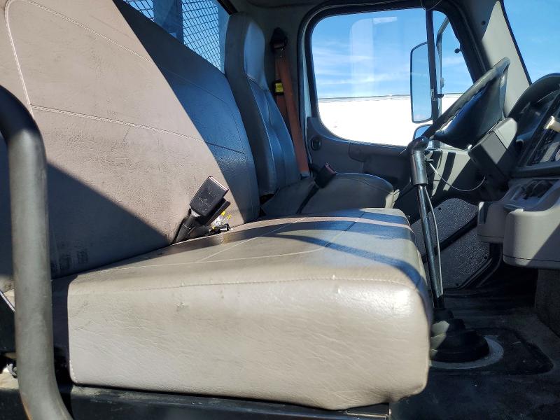 48625036 :رقم المزاد ، 1FVHG3CYXDDBX6853 vin ، 2013 Freightliner 114sd مزاد بيع