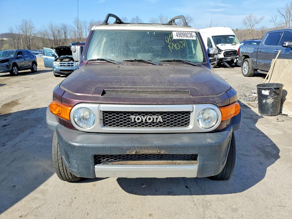 49099236 :رقم المزاد ، JTEBU11F470023812 vin ، 2007 Toyota Fj Cruiser مزاد بيع