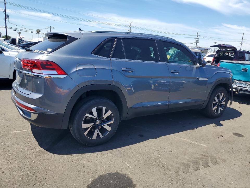 2022 Volkswagen Atlas Cross Sport მანქანა იყიდება აუქციონზე, vin: 1V2DC2CA2NC216607, აუქციონის ნომერი: 49849826