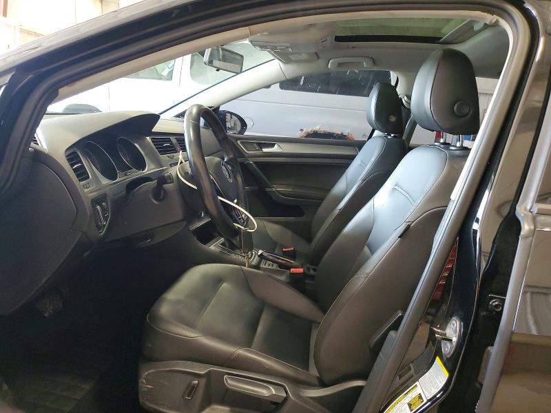 50113636 :رقم المزاد ، 3VW217AU0FM054031 vin ، 2015 Volkswagen Golf مزاد بيع