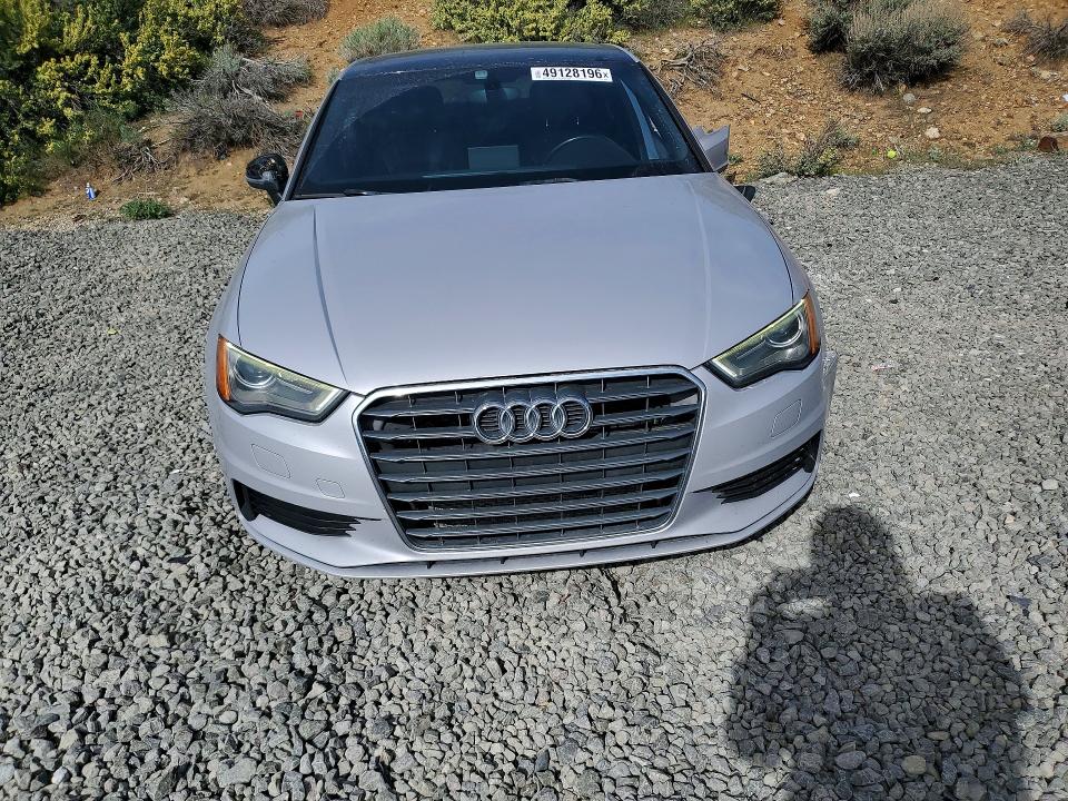 Продажа на аукционе авто 2015 Audi A3, vin: WAUACGFFXF1143487, номер лота: 49128196