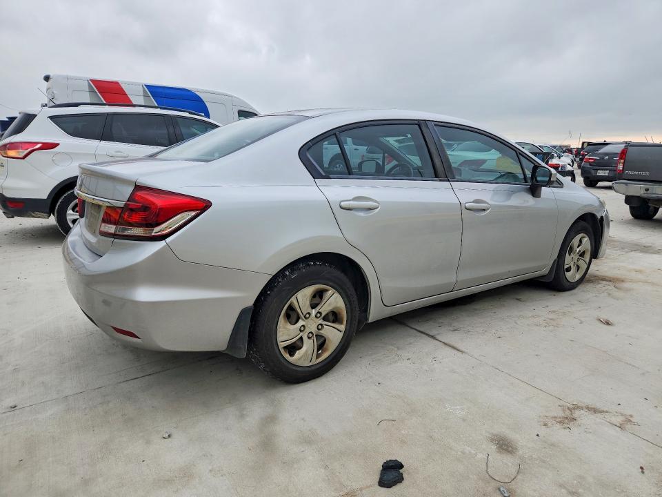 2015 Honda Civic მანქანა იყიდება აუქციონზე, vin: 2HGFB2F58FH549566, აუქციონის ნომერი: 50917136