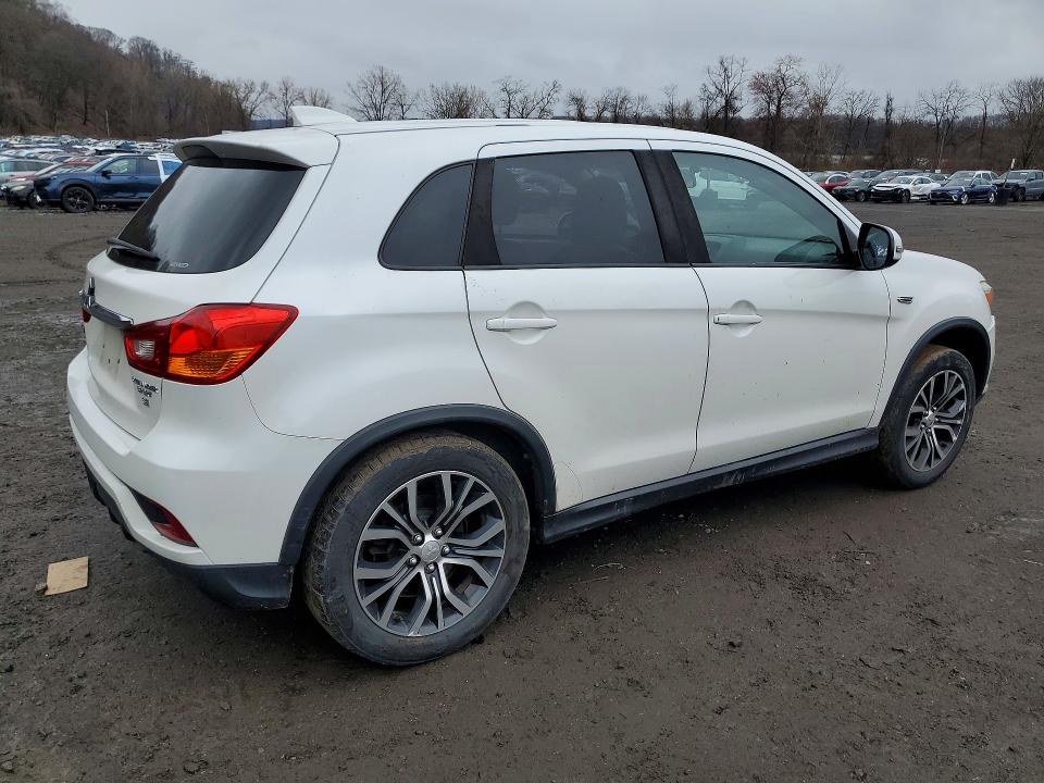 Продаж на аукціоні авто 2018 Mitsubishi Outlander Sport, vin: JA4AR3AW4JZ009001, номер лоту: 48629446