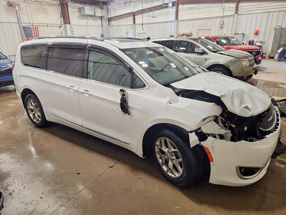 2017 Chrysler Pacifica მანქანა იყიდება აუქციონზე, vin: 2C4RC1GG0HR734730, აუქციონის ნომერი: 49043476