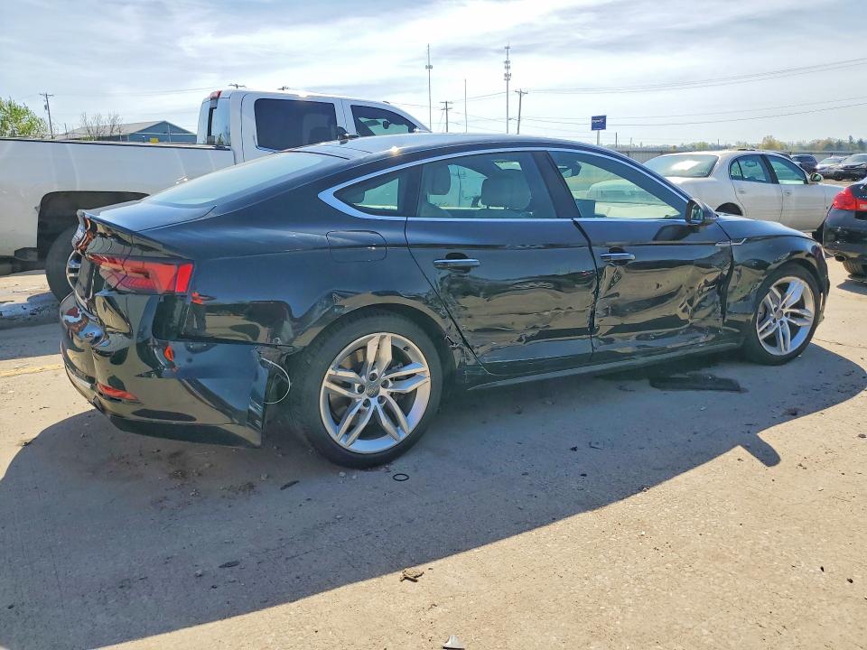 Продаж на аукціоні авто 2019 Audi A5, vin: WAUANCF55KA056570, номер лоту: 49466336