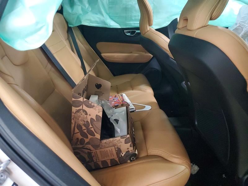 49070216 :رقم المزاد ، YV4102RL1M1886372 vin ، 2021 Volvo Xc60 مزاد بيع