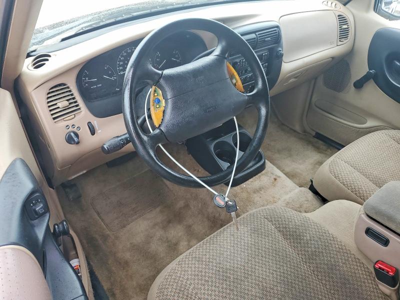 1998 Ford Ranger მანქანა იყიდება აუქციონზე, vin: 1FTYR14X2WPA40926, აუქციონის ნომერი: 51334476