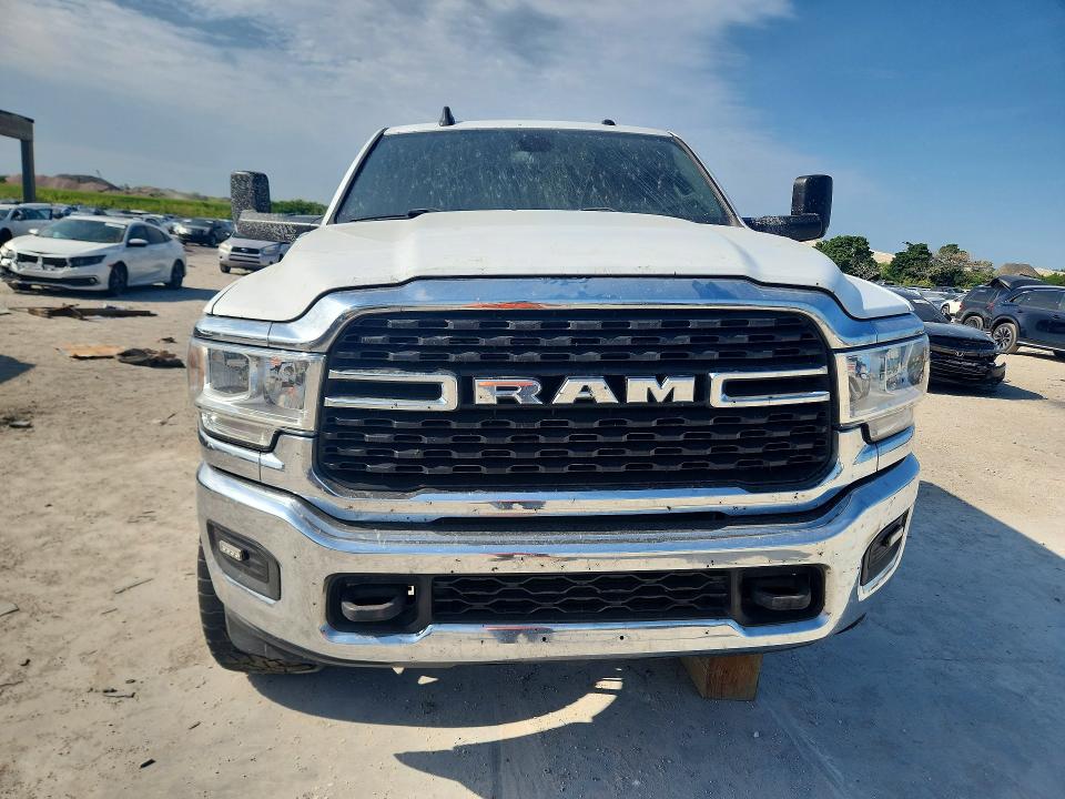 Продажа на аукционе авто 2022 Ram 2500, vin: 3C6UR5DL6NG104012, номер лота: 51794676
