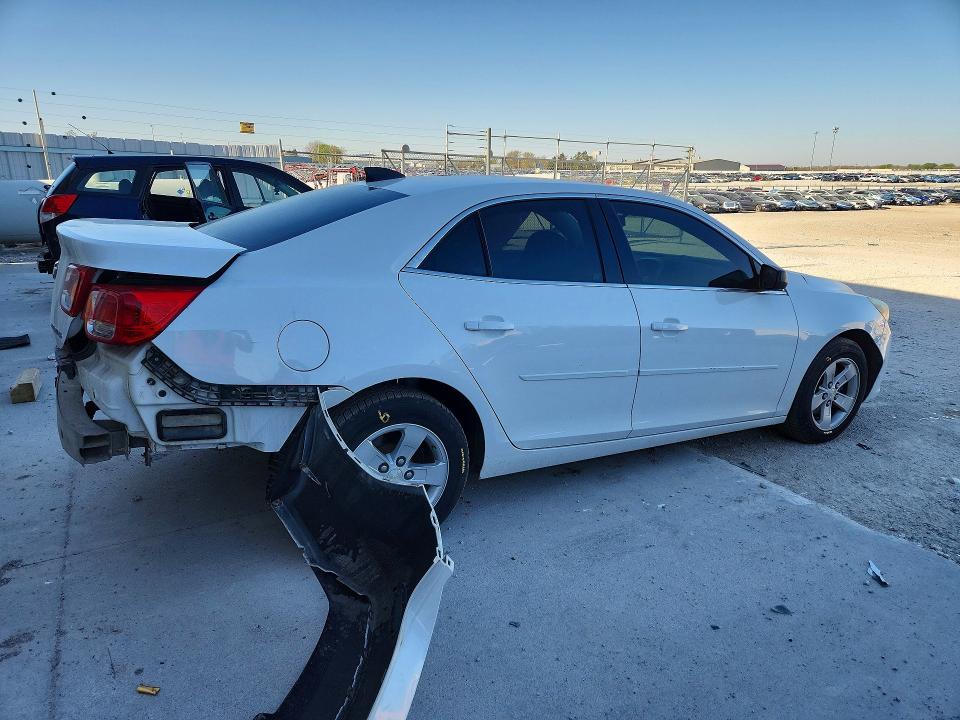 50517806 :رقم المزاد ، 1G11B5SL6FF104686 vin ، 2015 Chevrolet Malibu مزاد بيع