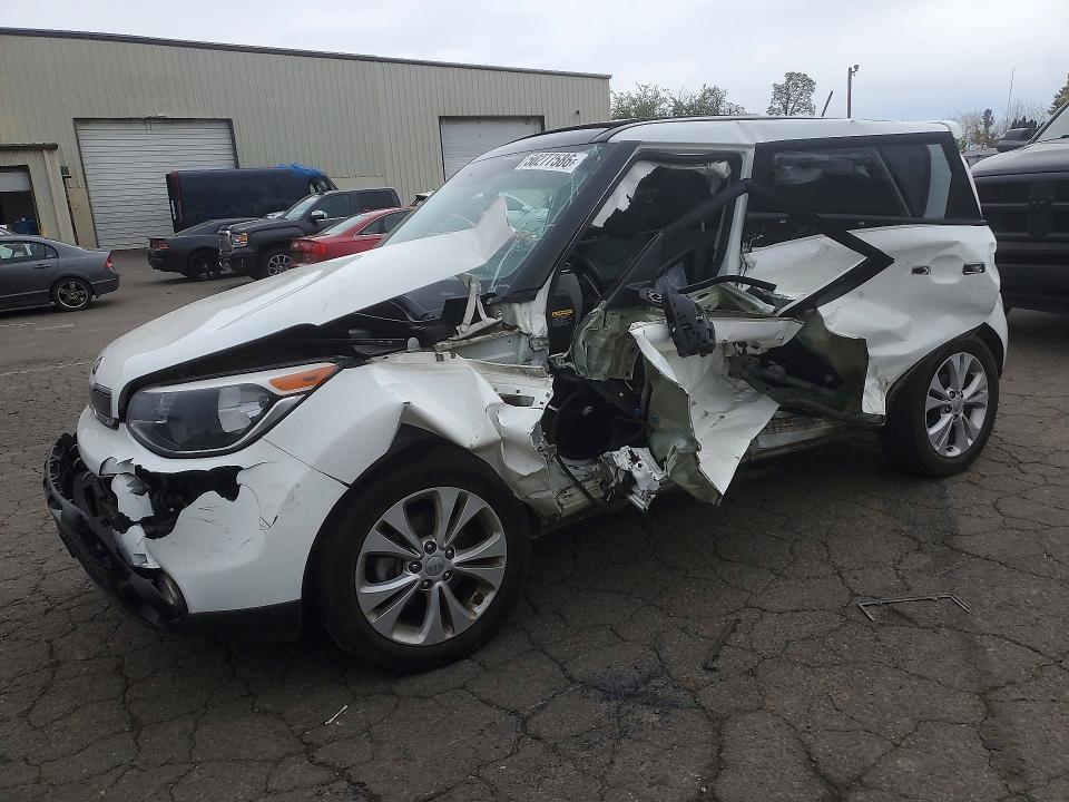 50277586 :رقم المزاد ، KNDJP3A59G7272592 vin ، 2016 Kia Soul مزاد بيع