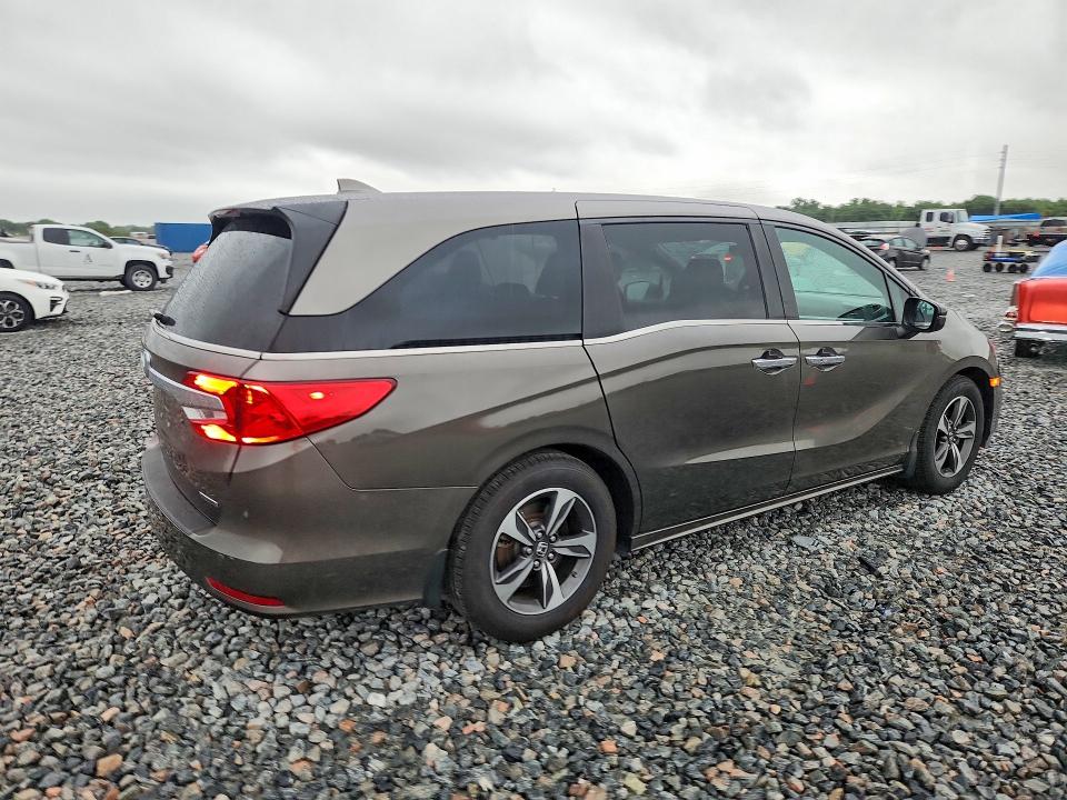 Продажа на аукционе авто 2018 Honda Odyssey, vin: 5FNRL6H87JB030403, номер лота: 48991966