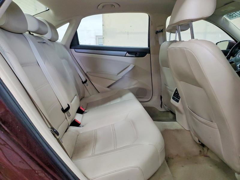 2014 Volkswagen Passat მანქანა იყიდება აუქციონზე, vin: 1VWBN7A31EC048038, აუქციონის ნომერი: 50267156