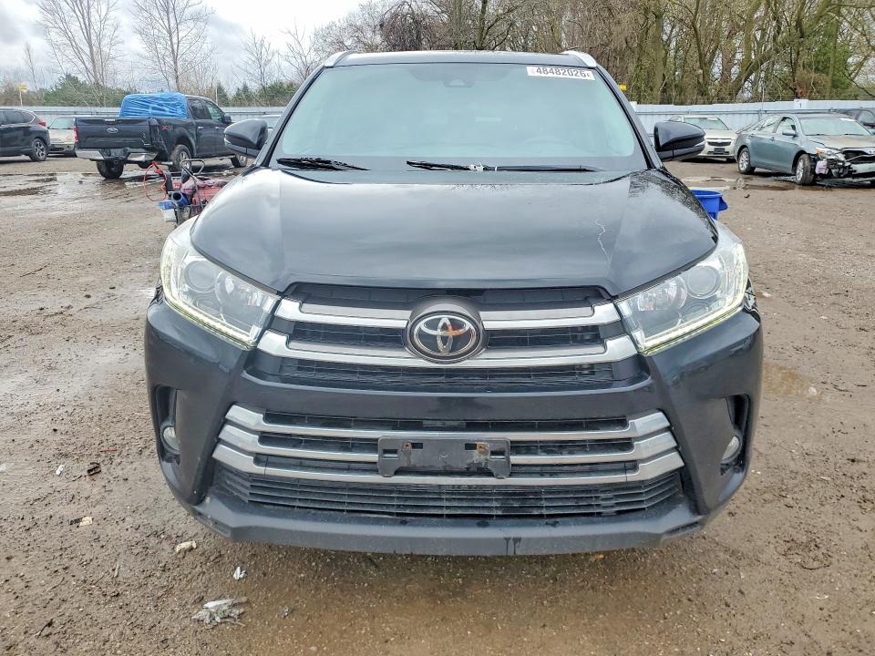 48482026 :رقم المزاد ، 5TDJZRFH3KS609661 vin ، 2019 Toyota Highlander مزاد بيع
