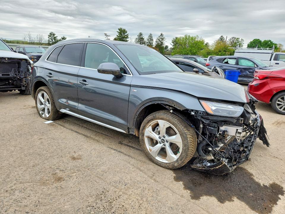 Продаж на аукціоні авто 2022 Audi Q5, vin: WA1FAAFY9N2062187, номер лоту: 51700166