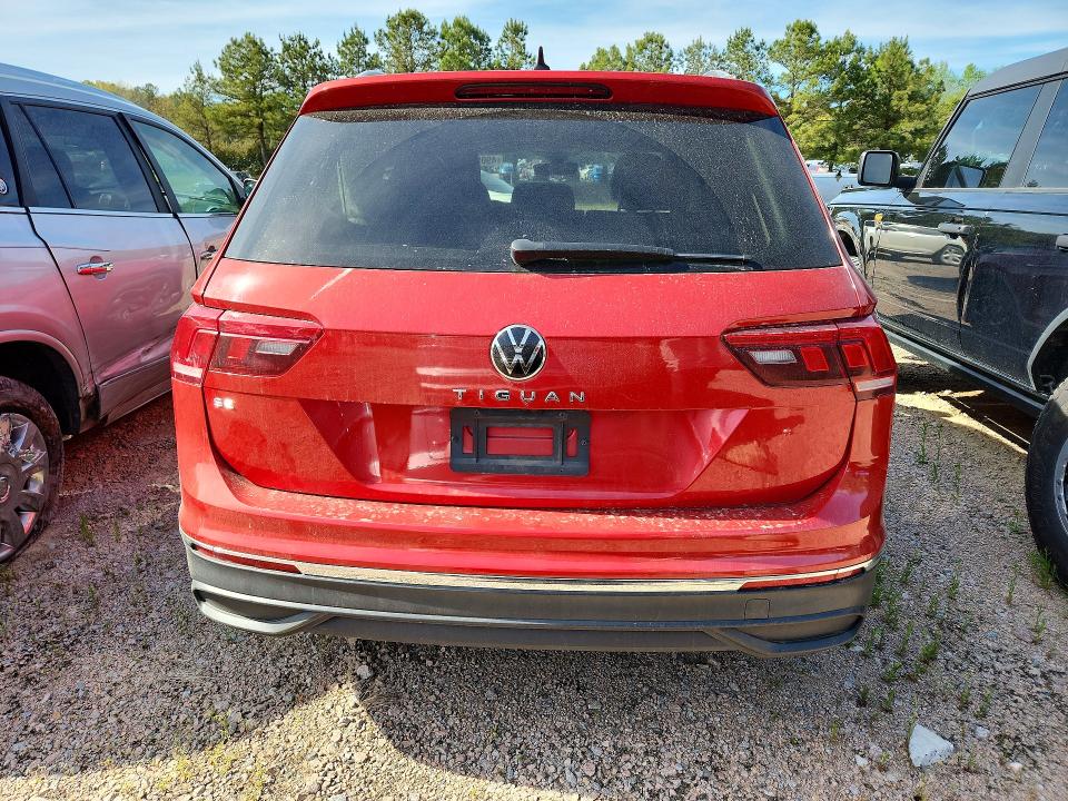 Продаж на аукціоні авто 2022 Volkswagen Tiguan, vin: 3VV3B7AX7NM125837, номер лоту: 49056676