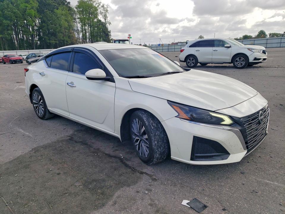 48415846 :رقم المزاد ، 1N4BL4DV4PN379441 vin ، 2023 Nissan Altima مزاد بيع