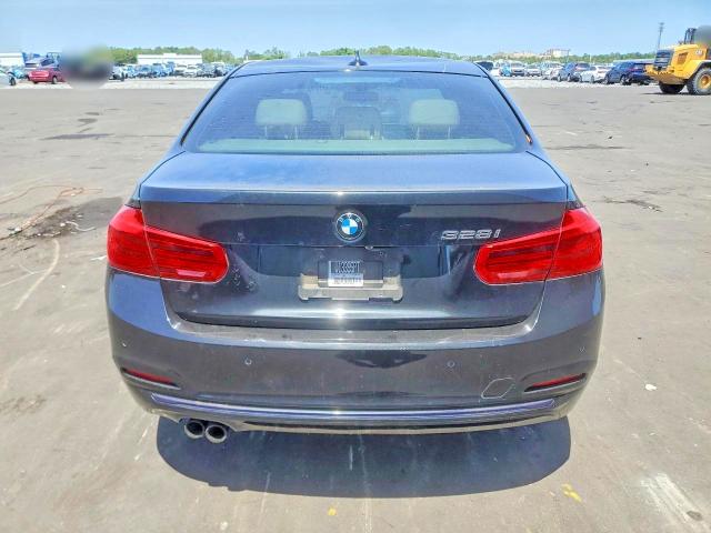Продажа на аукционе авто 2016 Bmw 328, vin: WBA8E9G53GNT84702, номер лота: 50171826