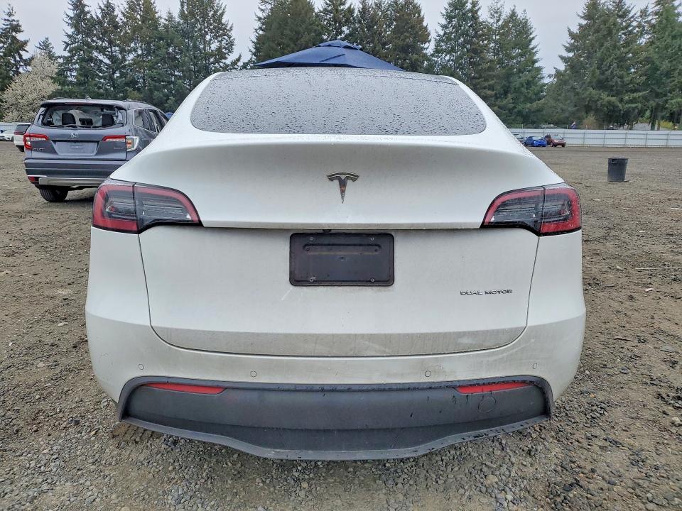 48134716 :رقم المزاد ، 7SAYGDEE7NF316064 vin ، 2022 Tesla Model Y مزاد بيع