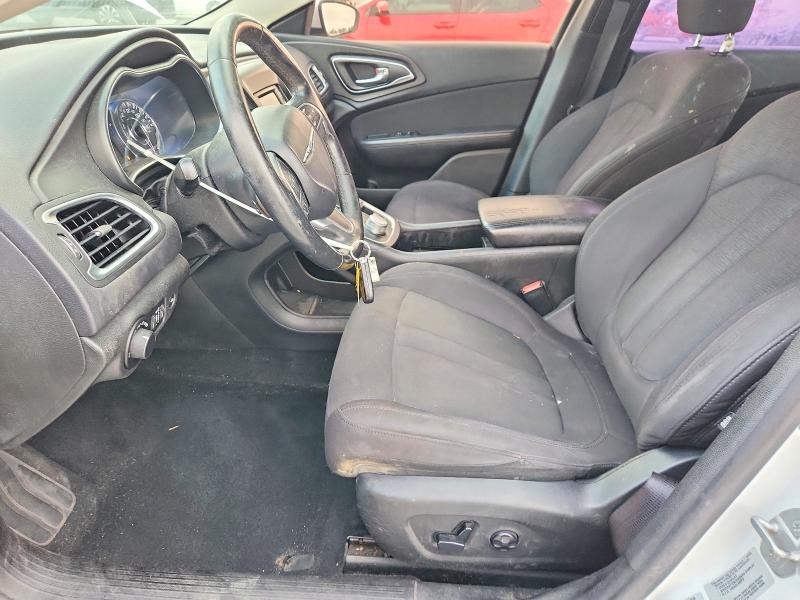 49327906 :رقم المزاد ، 1C3CCCAB8FN640009 vin ، 2015 Chrysler 200 مزاد بيع
