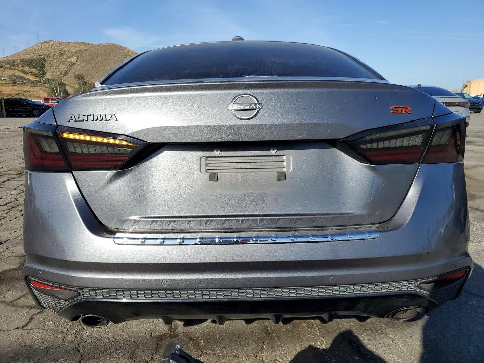48746986 :رقم المزاد ، 1N4BL4CV8PN342152 vin ، 2023 Nissan Altima مزاد بيع