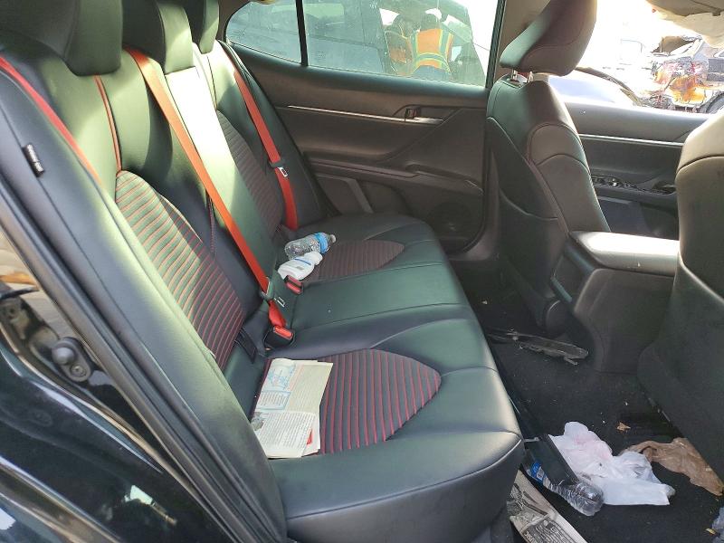 48284086 :رقم المزاد ، 4T1KZ1AK5MU054182 vin ، 2021 Toyota Camry مزاد بيع