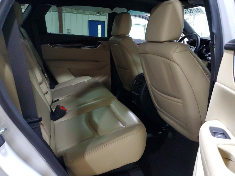 51253136 :رقم المزاد ، 1GYKNDRS2HZ133771 vin ، 2017 Cadillac Xt5 مزاد بيع