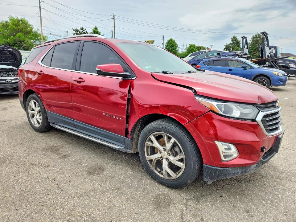 Продажа на аукционе авто 2018 Chevrolet Equinox, vin: 2GNAXKEX2J6215235, номер лота: 51161946