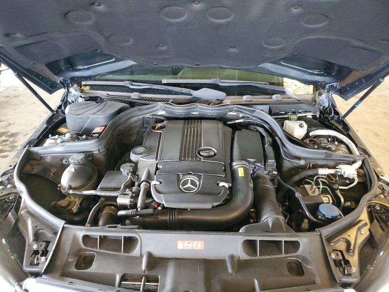 Продаж на аукціоні авто 2013 Mercedes-benz C, vin: WDDGF4HB6DA757615, номер лоту: 49173276
