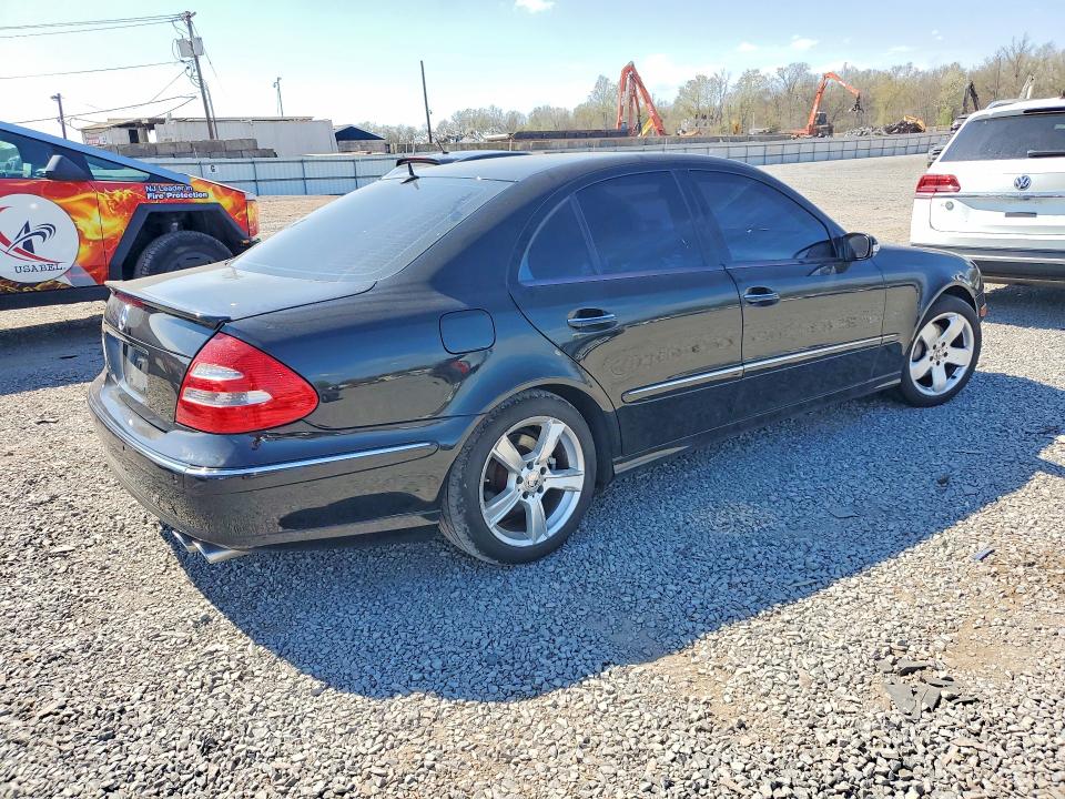 Продажа на аукционе авто 2004 Mercedes-benz E, vin: WDBUF70J84A500634, номер лота: 49761046
