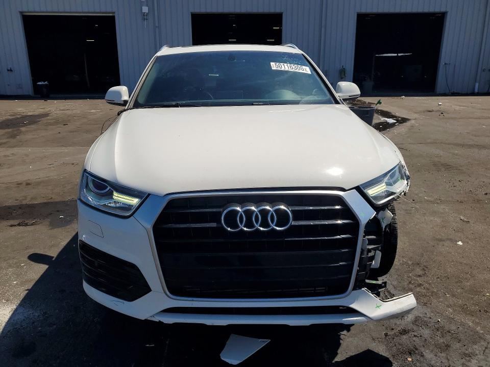50116306 :رقم المزاد ، WA1BCCFS6JR030041 vin ، 2018 Audi Q3 مزاد بيع