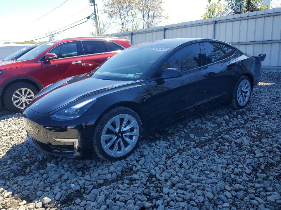 51450686 :رقم المزاد ، 5YJ3E1EA6NF190742 vin ، 2022 Tesla Model 3 مزاد بيع