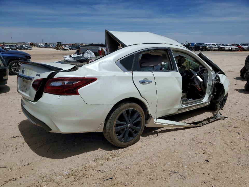 Продаж на аукціоні авто 2017 Nissan Altima, vin: 1N4AL3AP4HC489673, номер лоту: 51005326