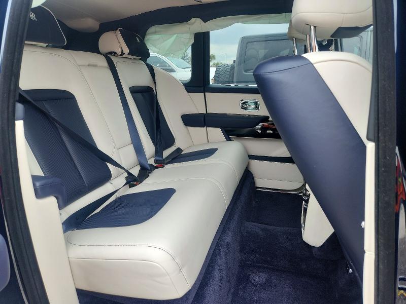 50949566 :رقم المزاد ، SLA13HA05SU228281 vin ، 2025 Rolls-royce Cullinan مزاد بيع