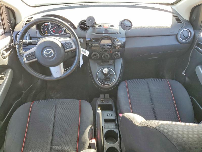 51886906 :رقم المزاد ، JM1DE1HZ6B0115636 vin ، 2011 Mazda Mazda2 مزاد بيع