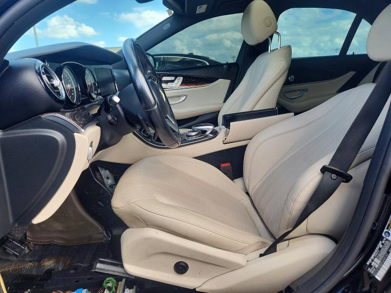 2019 Mercedes-benz E მანქანა იყიდება აუქციონზე, vin: WDDZF4KB8KA499743, აუქციონის ნომერი: 50827636