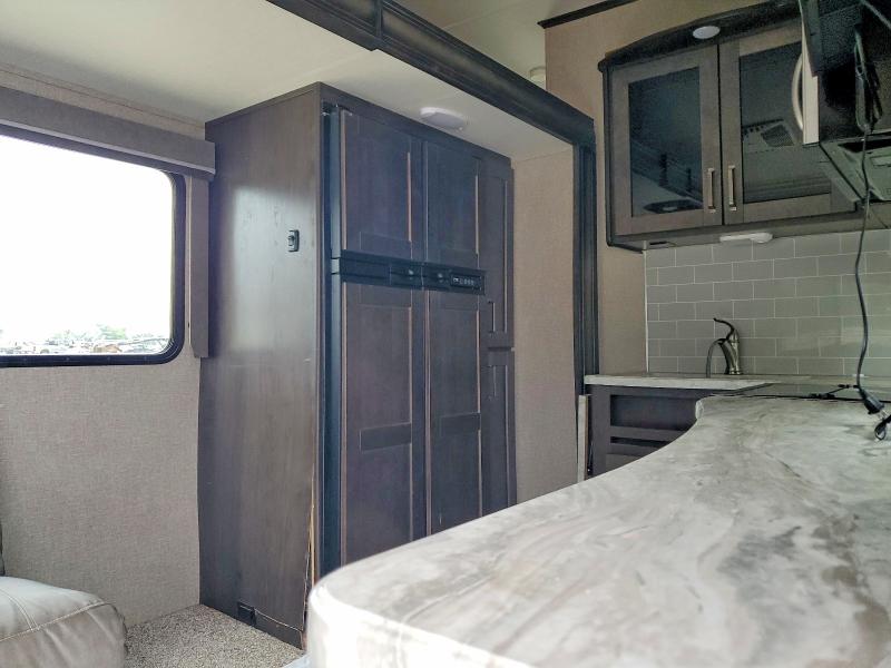 50953226 :رقم المزاد ، 573FR3128L3414317 vin ، 2020 Grand Design Reflection مزاد بيع