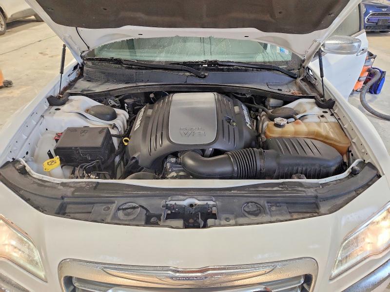 2011 Chrysler 300c მანქანა იყიდება აუქციონზე, vin: 2C3CA6CT1BH523887, აუქციონის ნომერი: 48524406